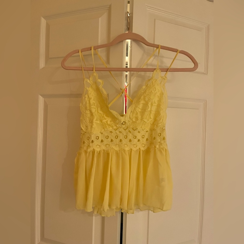 Love Tree Yellow Lace & Chiffon Cropped Cami